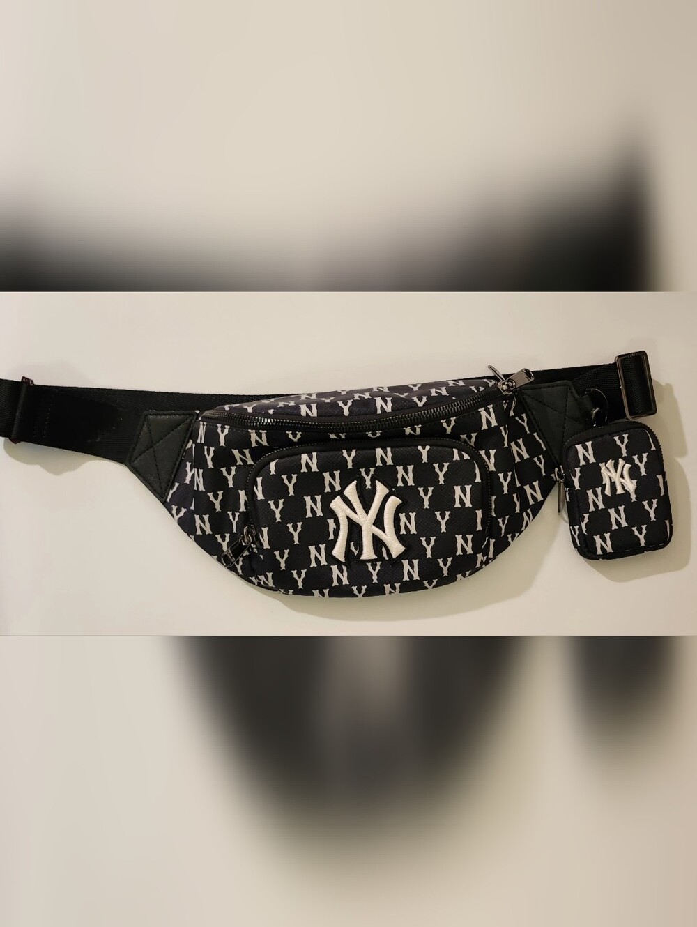 MLB Monogram New York Yankees Hip Sack NY Logo Waist Bag Pouch Bag - Black/Cream